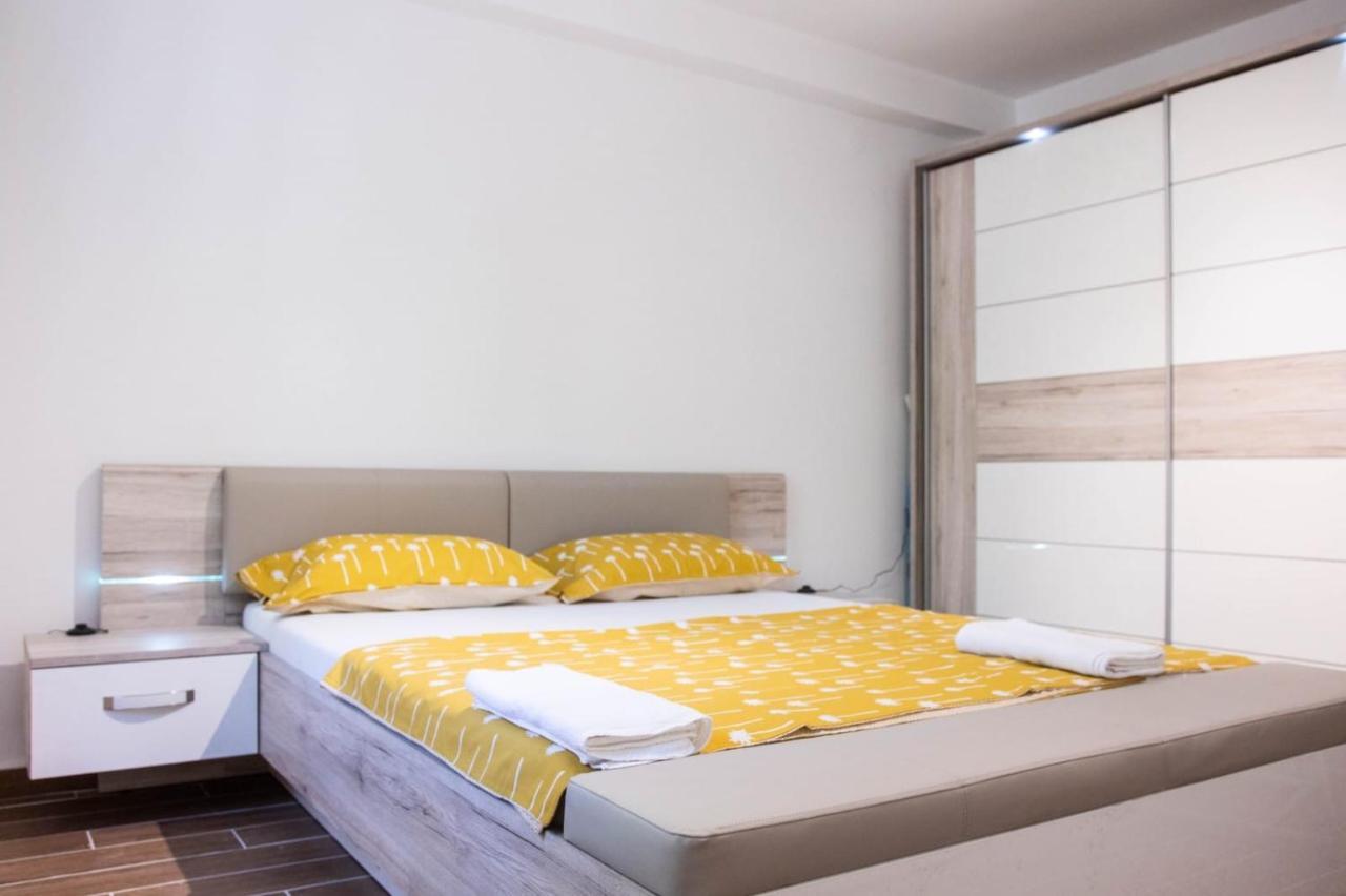 Campi D'Oro Apartment Kotor Exterior photo